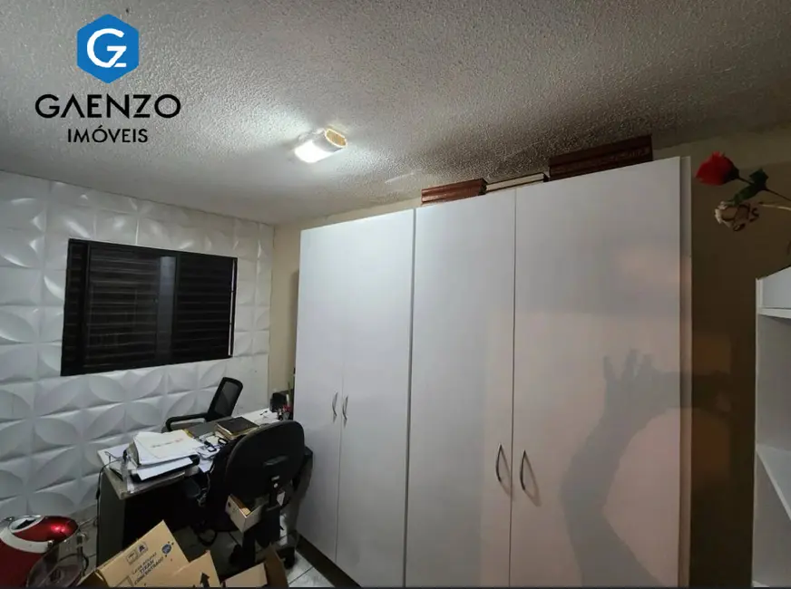 Sobrado com 3 quartos à venda, 203m2 em Quitaúna, Osasco - SP - imagem 7 Foto 7 de Sobrado com 3 quartos à venda, 203m2 em Quitaúna, Osasco - SP