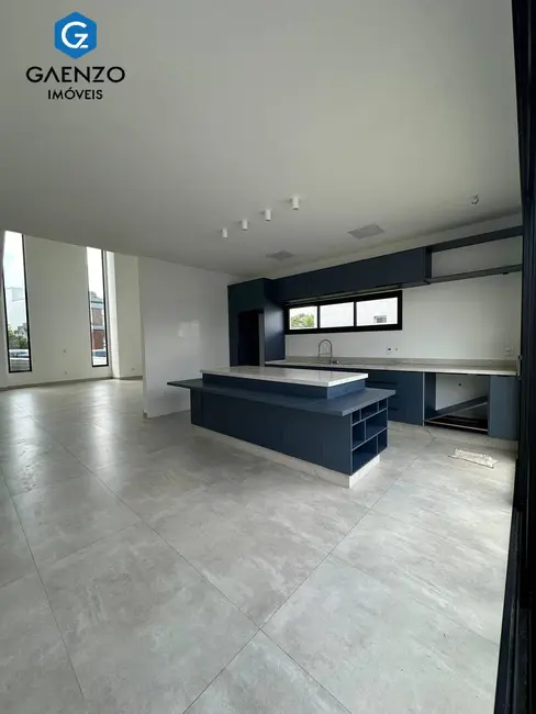 Foto 7 de Casa de Condomínio com 3 quartos à venda, 220m2 em Cidade Tamboré, Santana De Parnaiba - SP