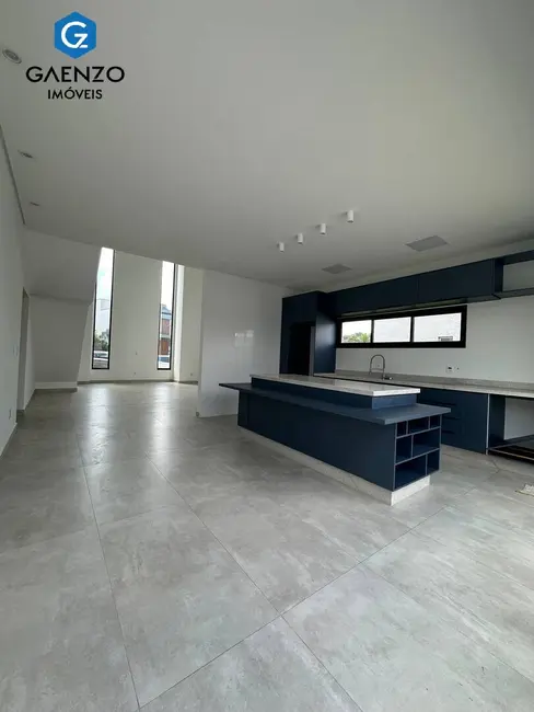 Foto 6 de Casa de Condomínio com 3 quartos à venda, 220m2 em Cidade Tamboré, Santana De Parnaiba - SP