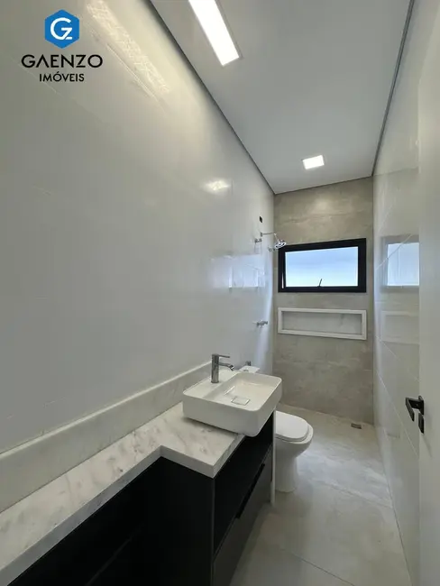 Foto 4 de Casa de Condomínio com 3 quartos à venda, 220m2 em Cidade Tamboré, Santana De Parnaiba - SP