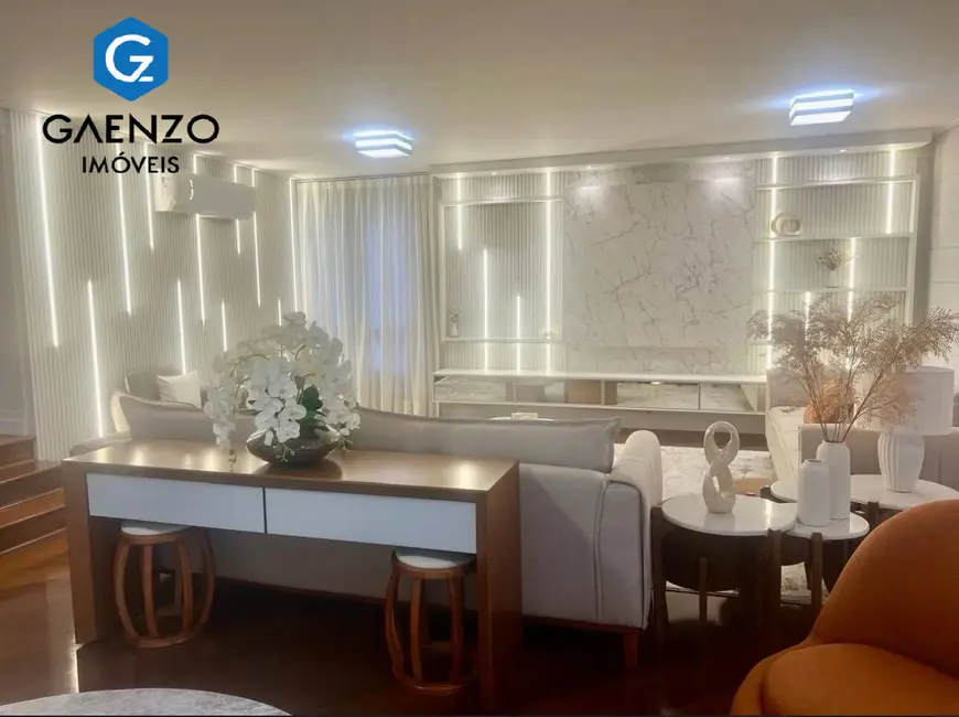 Apartamento com 4 quartos à venda, 300m2 em Barueri - SP - imagem 8 Foto 8 de Apartamento com 4 quartos à venda, 300m2 em Barueri - SP