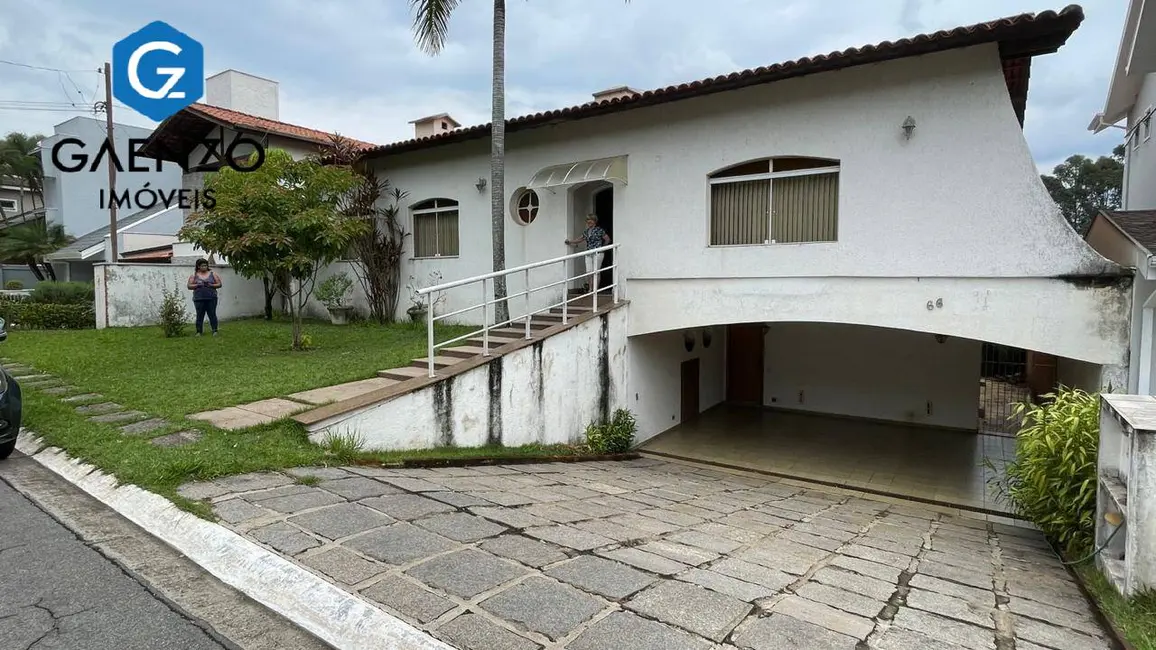 Casa de Condomínio com 6 quartos à venda, 420m2 em Barueri - SP - imagem 1 Foto 1 de Casa de Condomínio com 6 quartos à venda, 420m2 em Barueri - SP