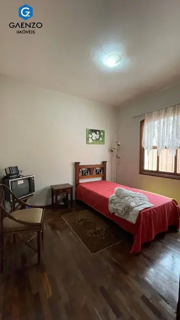 Casa de Condomínio com 6 quartos à venda, 420m2 em Barueri - SP - imagem 3 Foto 3 de Casa de Condomínio com 6 quartos à venda, 420m2 em Barueri - SP