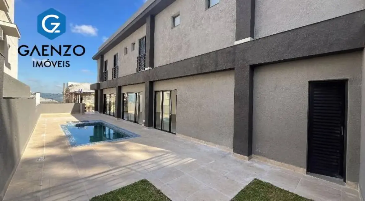 Foto 5 de Casa de Condomínio com 4 quartos à venda, 280m2 em Condomínio Centro Comercial Alphaville, Barueri - SP