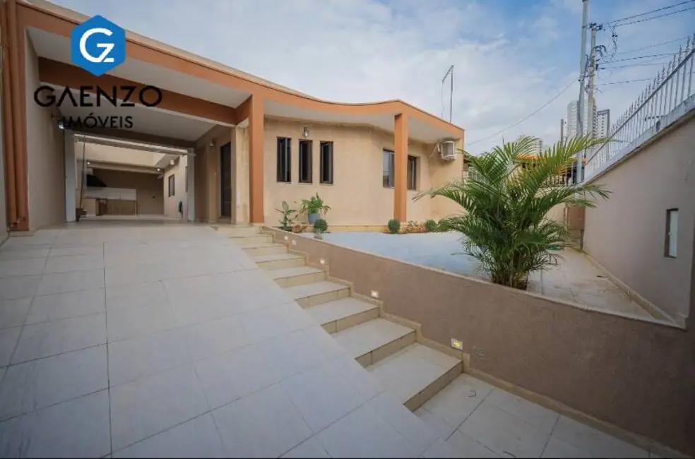 Foto 1 de Casa com 5 quartos à venda, 188m2 em km 18, Osasco - SP