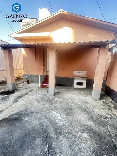 Casa com 2 quartos para alugar, 206m2 em Centro, Osasco - SP - imagem 5 Foto 5 de Casa com 2 quartos para alugar, 206m2 em Centro, Osasco - SP