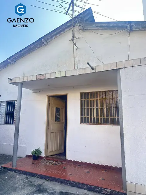 Casa com 2 quartos para alugar, 206m2 em Centro, Osasco - SP - imagem 6 Foto 6 de Casa com 2 quartos para alugar, 206m2 em Centro, Osasco - SP