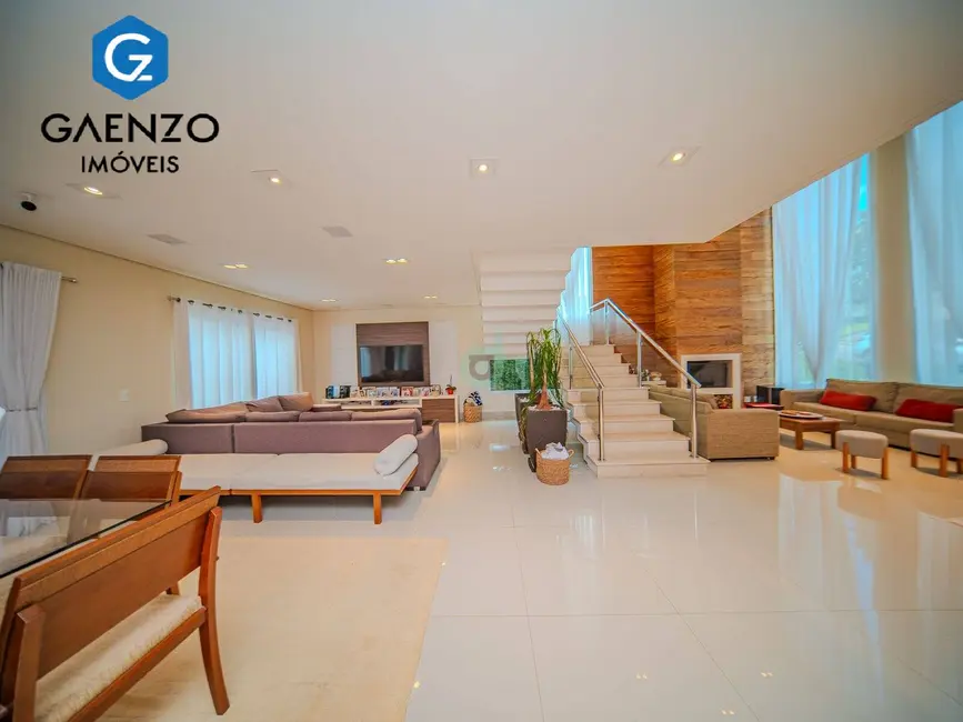 Foto 4 de Casa com 5 quartos à venda, 897m2 em Alphaville, Santana De Parnaiba - SP