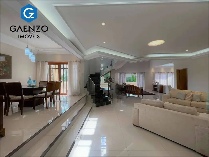 Foto 2 de Casa de Condomínio com 4 quartos à venda, 697m2 em Jardim Passárgada I, Cotia - SP