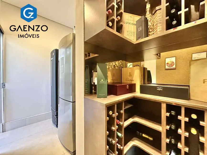 Foto 3 de Casa de Condomínio com 4 quartos à venda, 408m2 em Granja Viana, Cotia - SP