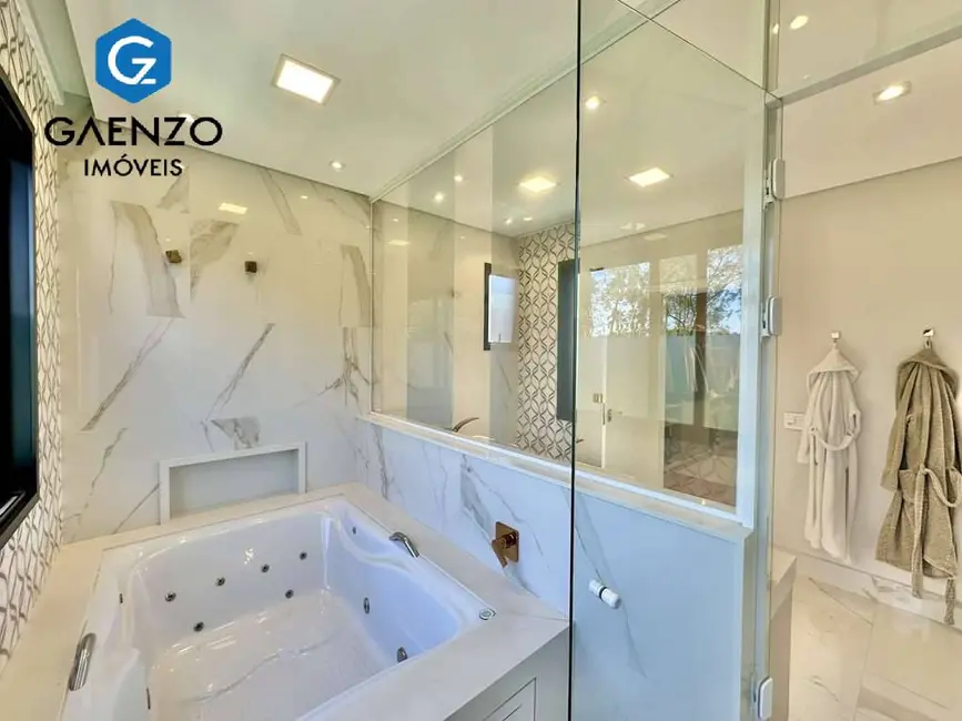 Foto 8 de Casa de Condomínio com 4 quartos à venda, 408m2 em Granja Viana, Cotia - SP