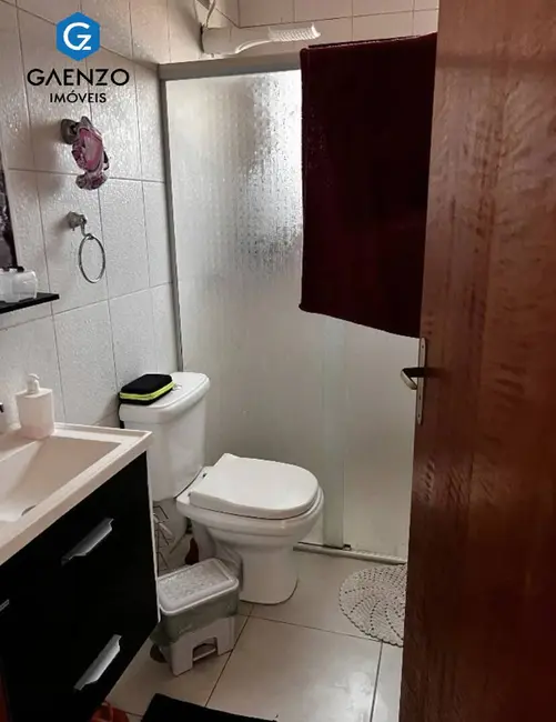 Casa com 3 quartos à venda, 183m2 em Jardim das Flores, Osasco - SP - imagem 9 Foto 9 de Casa com 3 quartos à venda, 183m2 em Jardim das Flores, Osasco - SP