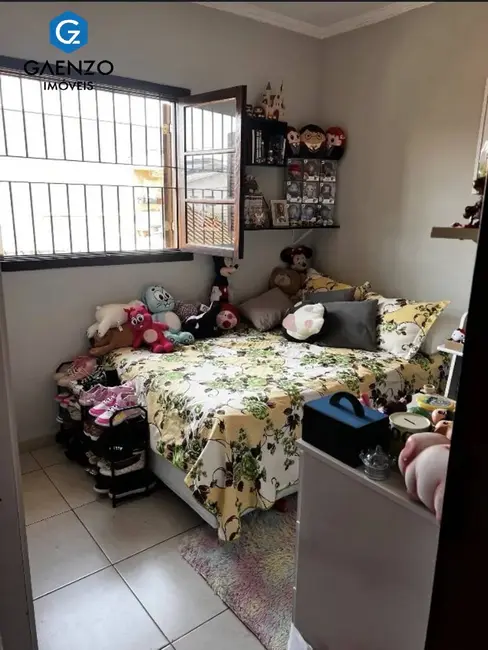 Casa com 3 quartos à venda, 183m2 em Jardim das Flores, Osasco - SP - imagem 5 Foto 5 de Casa com 3 quartos à venda, 183m2 em Jardim das Flores, Osasco - SP