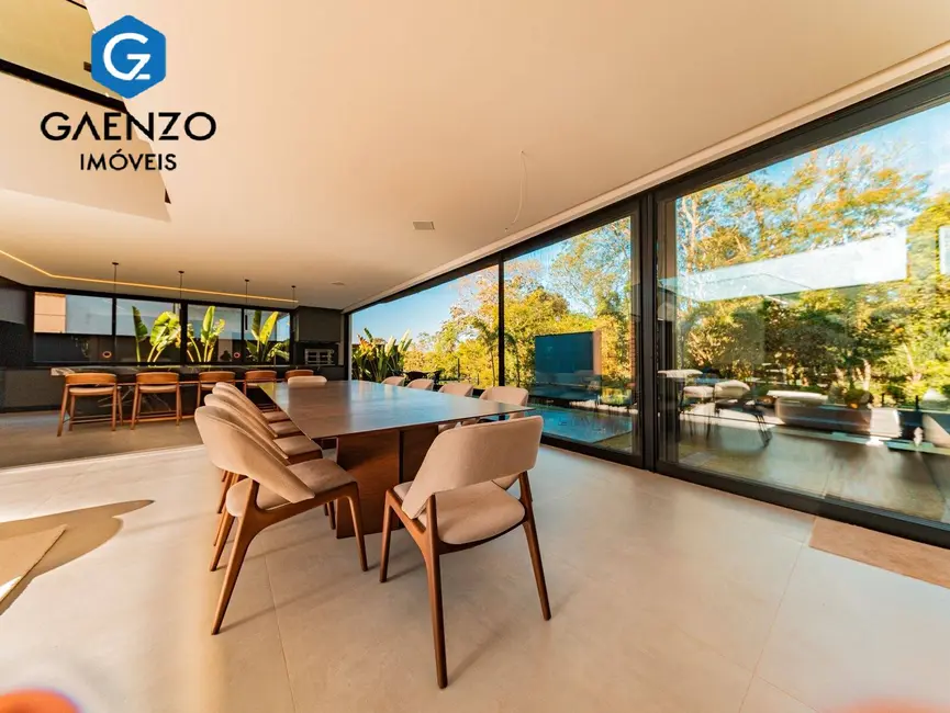 Foto 2 de Casa de Condomínio com 3 quartos à venda, 360m2 em Chácara Ondas Verdes, Cotia - SP