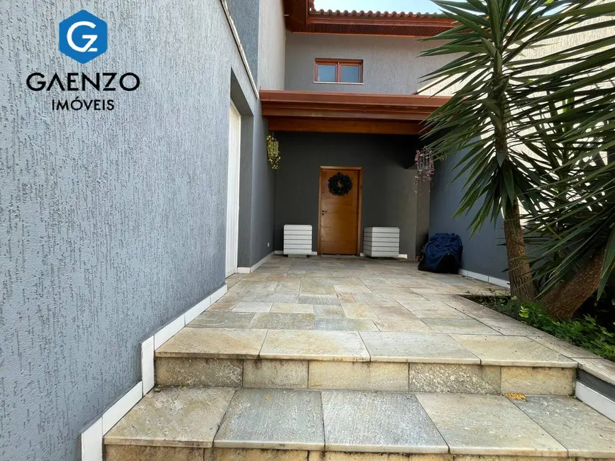 Foto 2 de Casa de Condomínio com 3 quartos à venda, 500m2 em Parque dos Príncipes, São Paulo - SP