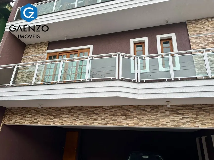 Sobrado com 4 quartos à venda, 385m2 em Jaguaribe, Osasco - SP - imagem 5 Foto 5 de Sobrado com 4 quartos à venda, 385m2 em Jaguaribe, Osasco - SP