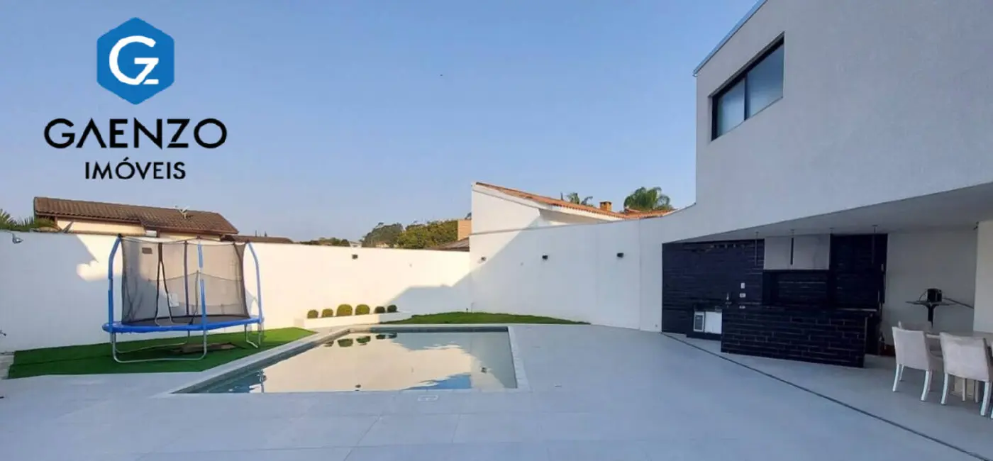 Casa de Condomínio com 6 quartos à venda, 578m2 em Granja Viana, Cotia - SP - imagem 7 Foto 7 de Casa de Condomínio com 6 quartos à venda, 578m2 em Granja Viana, Cotia - SP