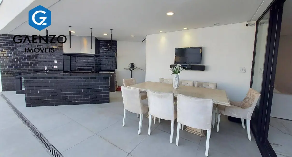 Casa de Condomínio com 6 quartos à venda, 578m2 em Granja Viana, Cotia - SP - imagem 5 Foto 5 de Casa de Condomínio com 6 quartos à venda, 578m2 em Granja Viana, Cotia - SP