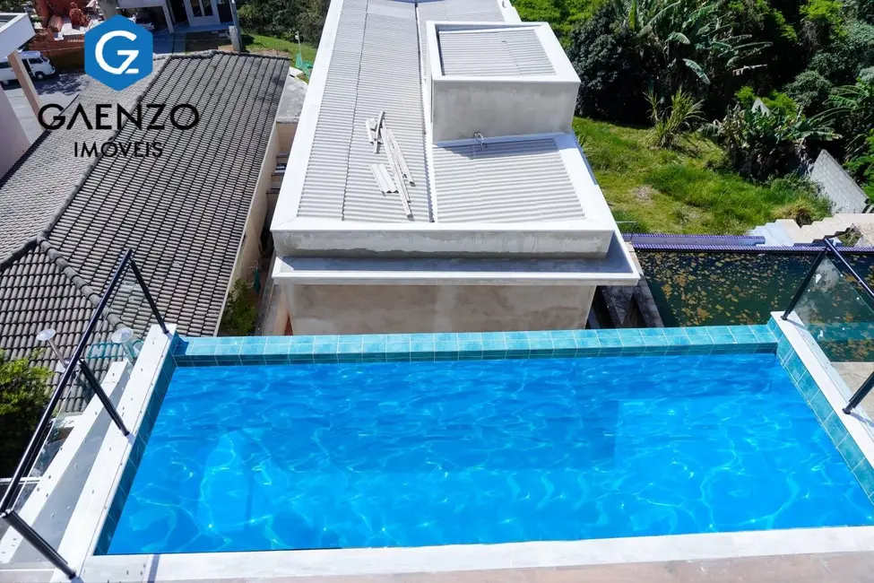 Foto 4 de Casa de Condomínio com 3 quartos à venda, 225m2 em Suru, Santana De Parnaiba - SP