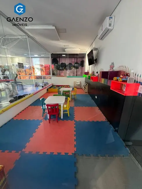 Foto 8 de Casa de Condomínio com 4 quartos à venda, 335m2 em Suru, Santana De Parnaiba - SP