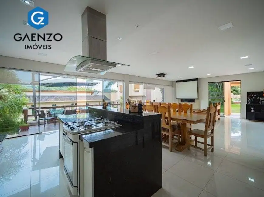 Casa de Condomínio com 8 quartos à venda, 1000m2 em Vargem Grande Paulista - SP - imagem 2 Foto 2 de Casa de Condomínio com 8 quartos à venda, 1000m2 em Vargem Grande Paulista - SP