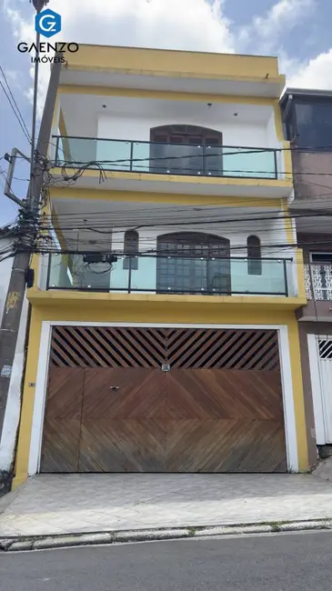 Sobrado com 4 quartos à venda, 390m2 em Jardim Mutinga, Barueri - SP - imagem 1 Foto 1 de Sobrado com 4 quartos à venda, 390m2 em Jardim Mutinga, Barueri - SP