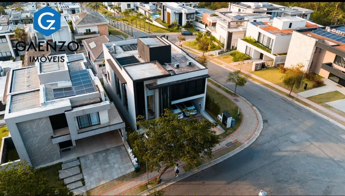 Foto 2 de Casa de Condomínio com 4 quartos à venda, 347m2 em Jardim Isaura, Santana De Parnaiba - SP