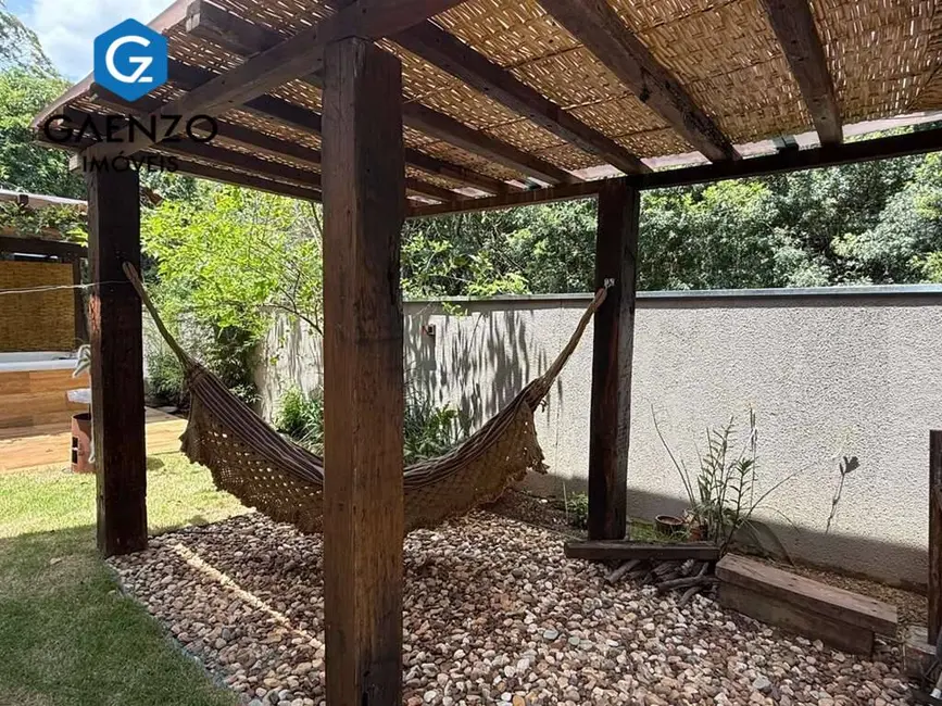 Foto 3 de Casa de Condomínio com 5 quartos à venda, 401m2 em Jardim do Golf I, Jandira - SP