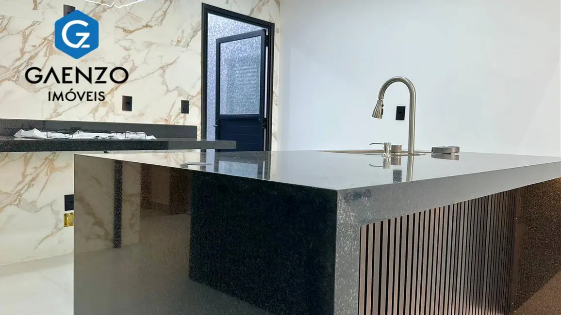 Foto 2 de Casa de Condomínio com 3 quartos à venda, 108m2 em Cajuru do Sul, Sorocaba - SP