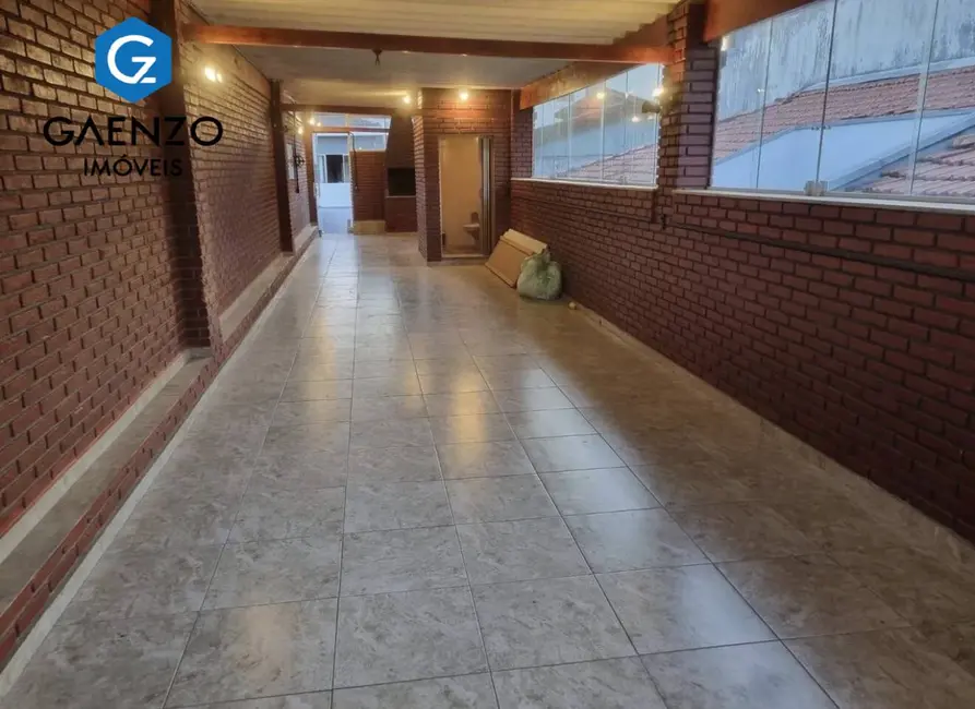 Foto 3 de Casa com 2 quartos à venda, 190m2 em Santo Antônio, Osasco - SP