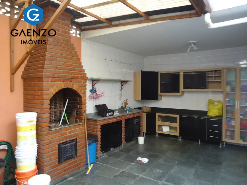 Foto 7 de Sobrado com 3 quartos à venda, 294m2 em Ayrosa, Osasco - SP