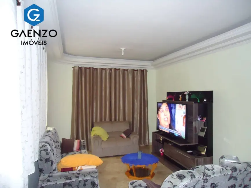 Foto 5 de Sobrado com 3 quartos à venda, 294m2 em Ayrosa, Osasco - SP