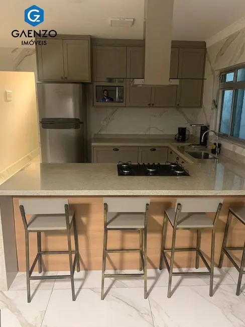 Foto 2 de Sobrado com 2 quartos à venda, 150m2 em Vila Osasco, Osasco - SP