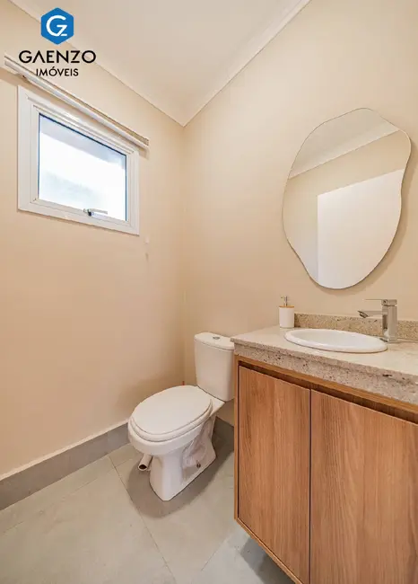 Foto 2 de Casa de Condomínio com 3 quartos à venda, 289m2 em Suru, Santana De Parnaiba - SP