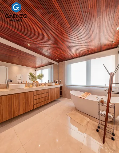 Foto 3 de Casa de Condomínio com 4 quartos à venda, 767m2 em Tamboré, Santana De Parnaiba - SP