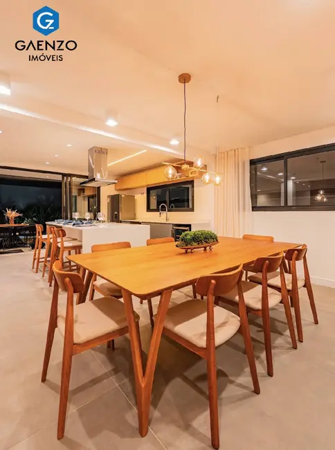 Casa de Condomínio com 4 quartos à venda, 317m2 em Alphaville, Santana De Parnaiba - SP - imagem 5 Foto 5 de Casa de Condomínio com 4 quartos à venda, 317m2 em Alphaville, Santana De Parnaiba - SP