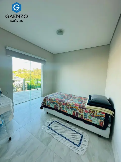 Foto 9 de Casa de Condomínio com 3 quartos à venda, 210m2 em Suru, Santana De Parnaiba - SP