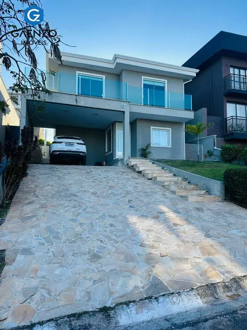 Foto 1 de Casa de Condomínio com 3 quartos à venda, 210m2 em Suru, Santana De Parnaiba - SP