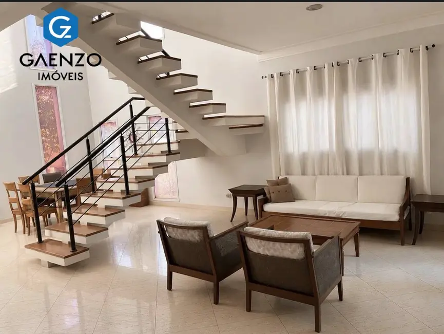 Casa de Condomínio com 5 quartos à venda, 281m2 em Parque Sinai, Santana De Parnaiba - SP - imagem 8 Foto 8 de Casa de Condomínio com 5 quartos à venda, 281m2 em Parque Sinai, Santana De Parnaiba - SP