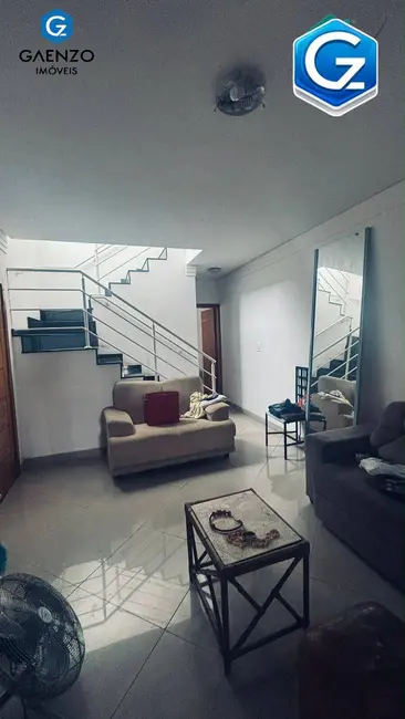 Foto 2 de Sobrado com 3 quartos à venda, 155m2 em Cipava, Osasco - SP