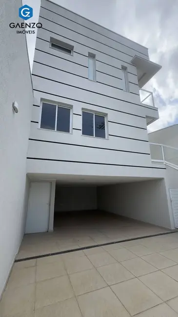 Casa com 3 quartos à venda, 175m2 em Bela Vista, Osasco - SP - imagem 5 Foto 5 de Casa com 3 quartos à venda, 175m2 em Bela Vista, Osasco - SP