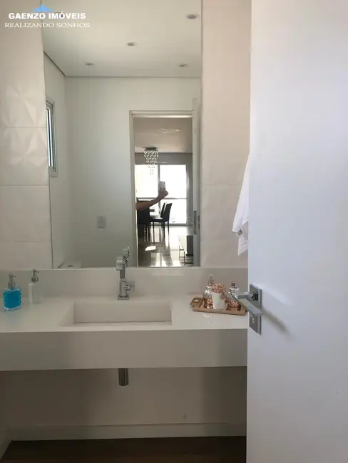 Casa com 3 quartos à venda, 175m2 em Bela Vista, Osasco - SP - imagem 9 Foto 9 de Casa com 3 quartos à venda, 175m2 em Bela Vista, Osasco - SP