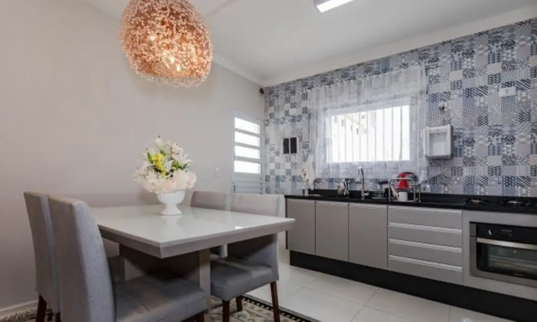 Foto 3 de Casa com 3 quartos à venda, 198m2 em Vila Oliveira, Mogi Das Cruzes - SP