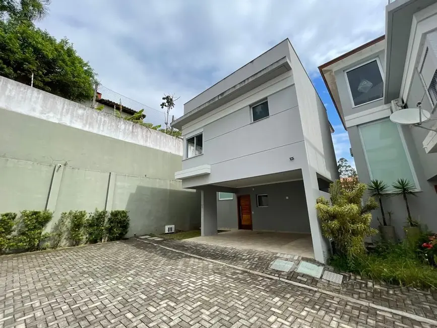 Foto 2 de Casa de Condomínio com 3 quartos à venda, 232m2 em Vila Oliveira, Mogi Das Cruzes - SP