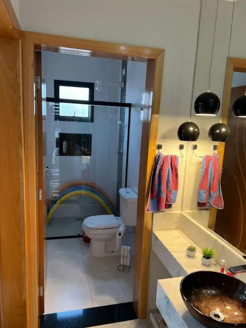 Foto 7 de Casa de Condomínio com 3 quartos à venda, 250m2 em Cézar de Souza, Mogi Das Cruzes - SP