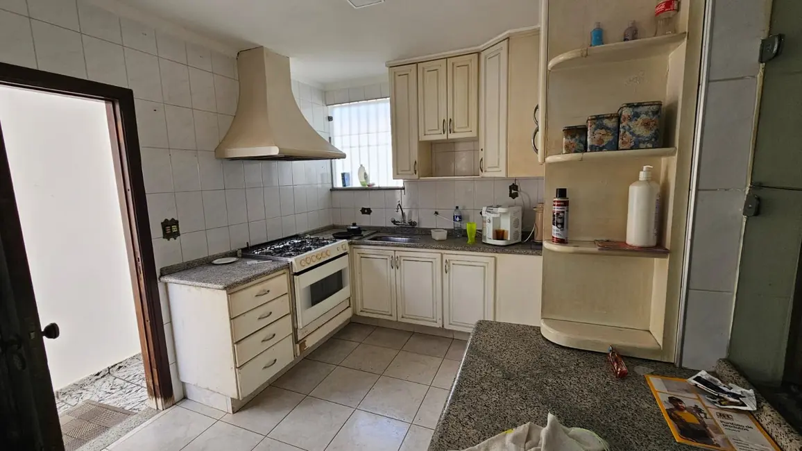 Foto 4 de Casa com 3 quartos à venda e para alugar, 480m2 em Vila Lavínia, Mogi Das Cruzes - SP