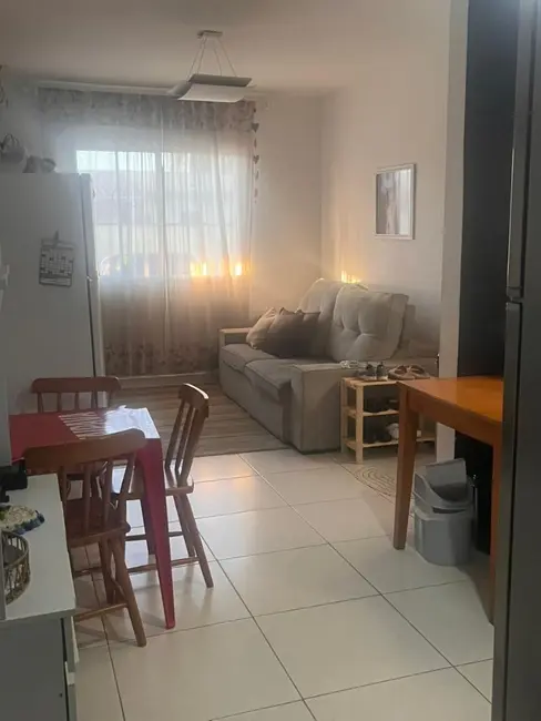 Foto 6 de Casa de Condomínio com 3 quartos à venda, 75m2 em Vila Caputera, Mogi Das Cruzes - SP