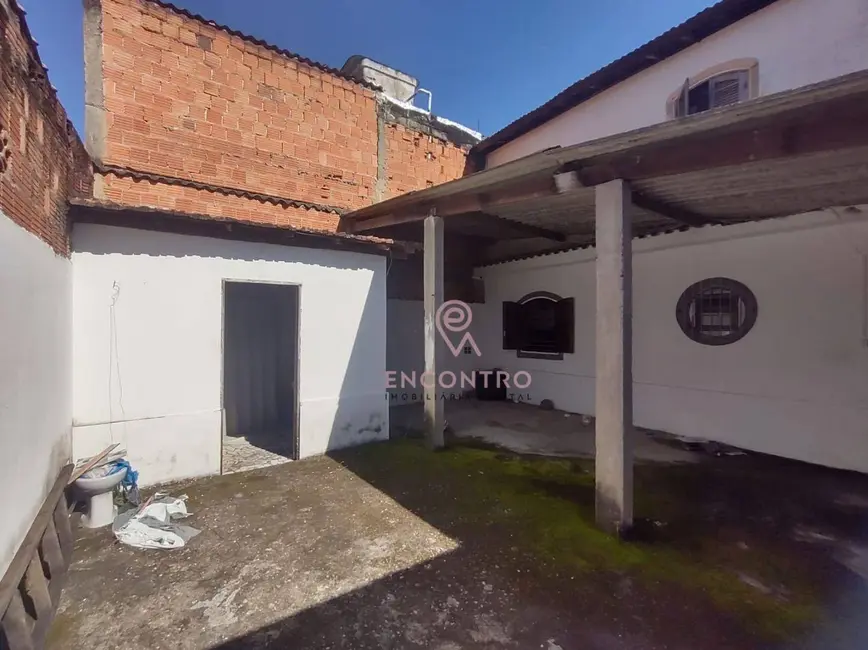 Foto 2 de Casa com 3 quartos à venda, 180m2 em Cidade Alegria, Resende - RJ