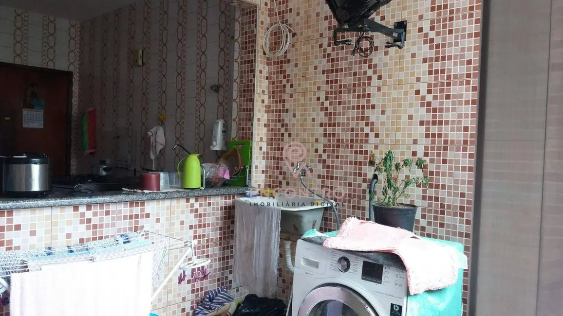 Apartamento com 3 quartos à venda, 430m2 em Ano Bom, Barra Mansa - RJ - imagem 6 Foto 6 de Apartamento com 3 quartos à venda, 430m2 em Ano Bom, Barra Mansa - RJ