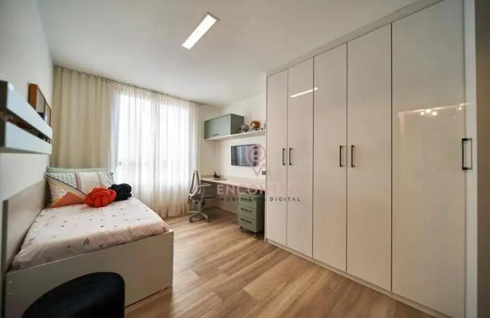 Foto 5 de Apartamento com 3 quartos à venda, 120m2 em Campos Elíseos, Resende - RJ